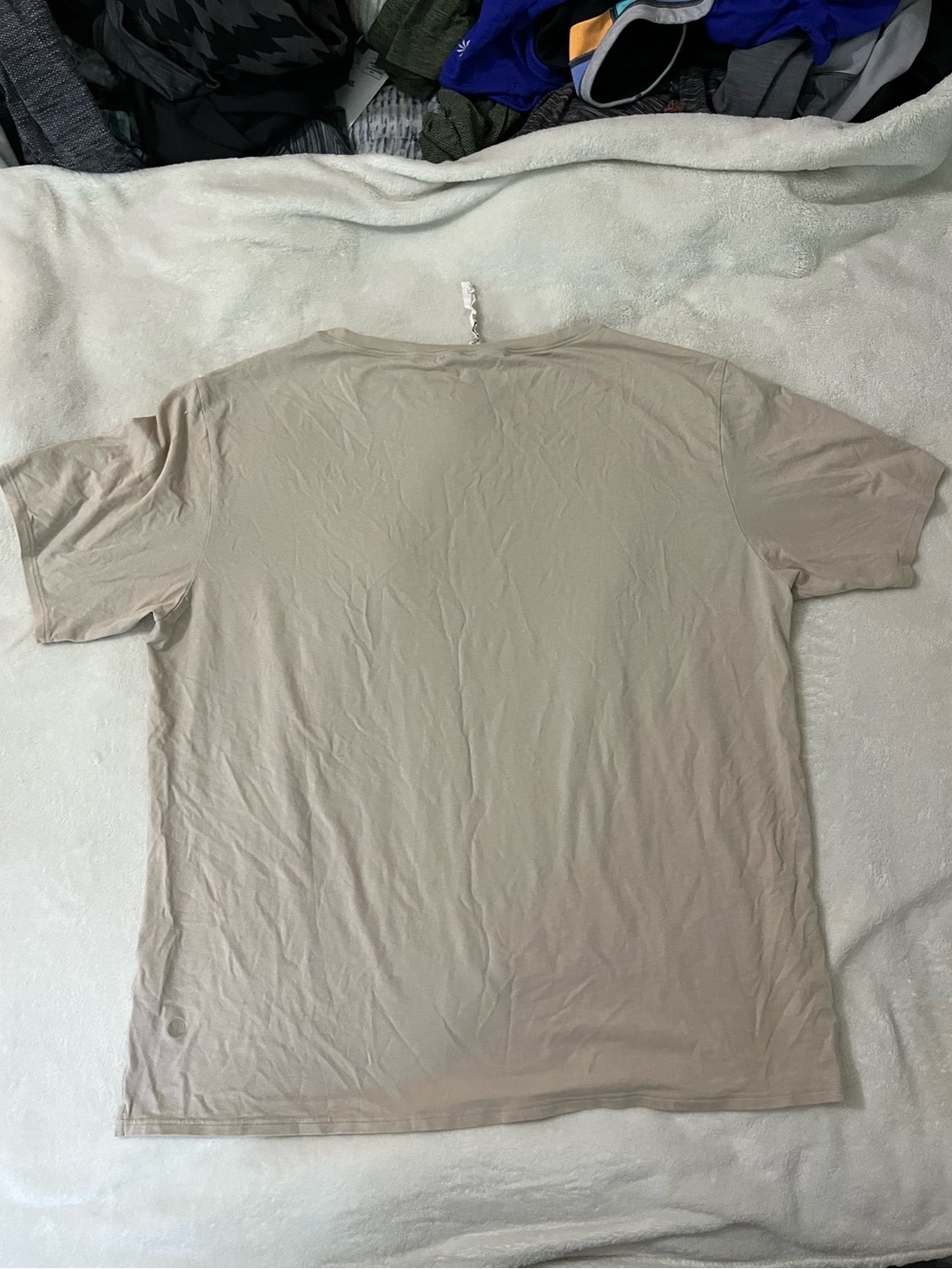 Lululemon Tee - Picture 2 of 4